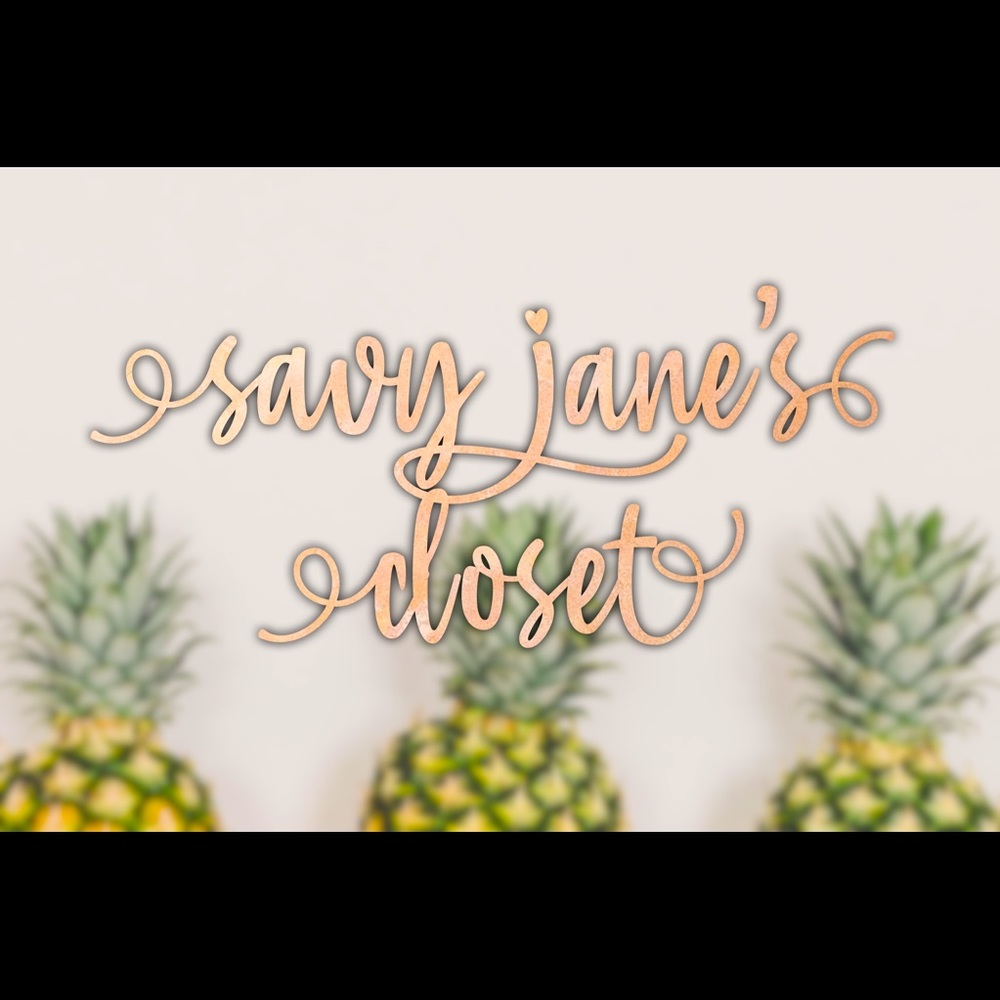 Meet your Posher, Savy Jane’s Closet 🍍
